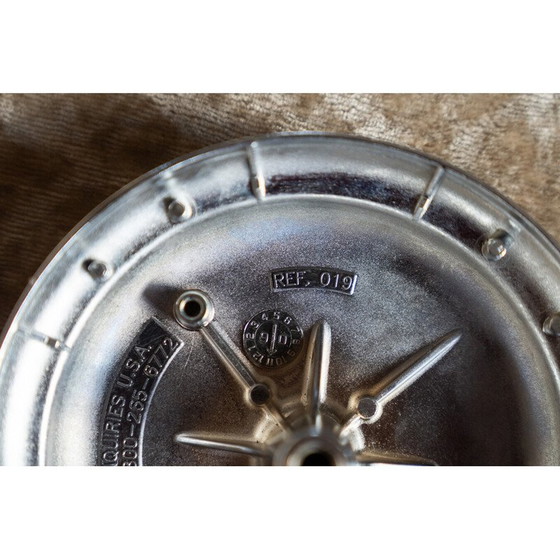 Image 1 of Distributeur de bonbons à colonne en fer de Castor, Canada 1990