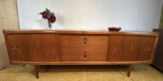 Image 1 of Superbe buffet en teck danois Mid Century Retro Vintage par Bramin - Dessiné par H.W. Klein 1960S