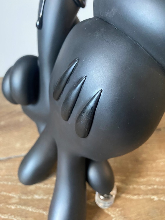 Image 1 of La Hands Vinyl Figure The Slick Black Edition Limited Edition Of 100 The Slick Store 2018