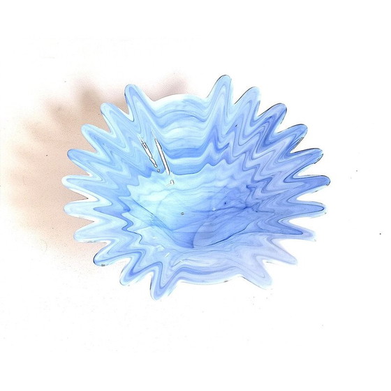 Image 1 of Coupe vintage en verre opalin bleu et blanc de Murano, 1960