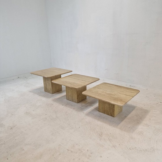 Image 1 of Ensemble de 3 tables basses vintage en travertin, Italie 1980
