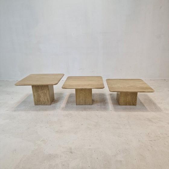 Image 1 of Ensemble de 3 tables basses vintage en travertin, Italie 1980