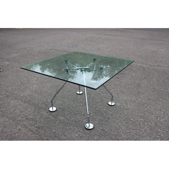 Image 1 of Table en verre vintage modèle Nomos par Norman Foster pour Tecno, Italie, années 1970