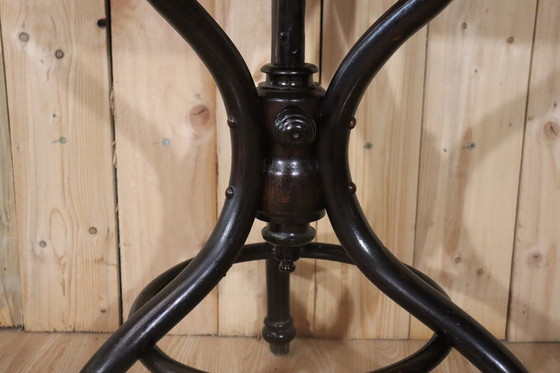 Image 1 of Meuble de Toilette Bois Courbé Style Thonet par Kohn