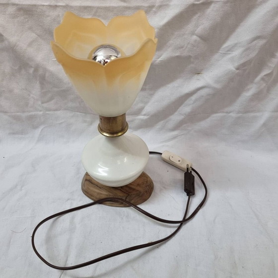 Image 1 of Lampe Artisanale Opaline Jaune