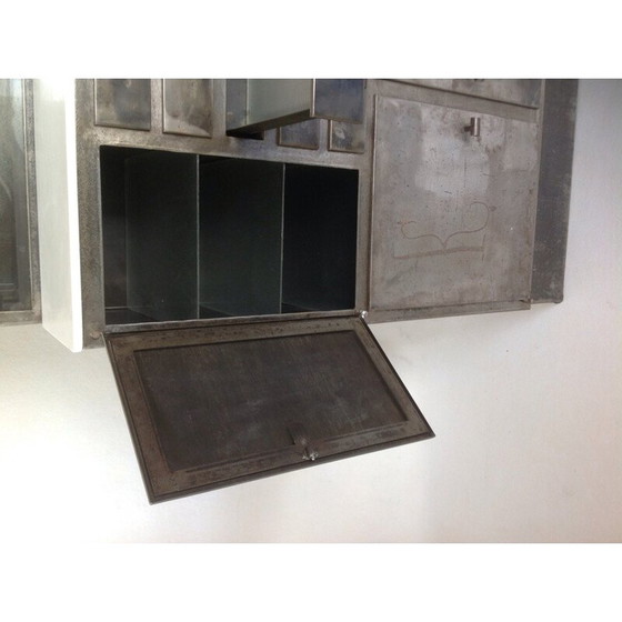 Image 1 of Commode vintage en fer, 1930