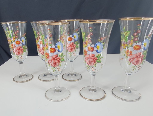 2099 Verres à champagne anciens avec fleurs