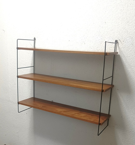 Image 1 of Rack mural Fifties avec trois étagères