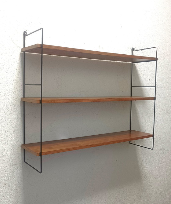 Image 1 of Rack mural Fifties avec trois étagères