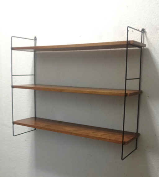 Rack mural Fifties avec trois étagères