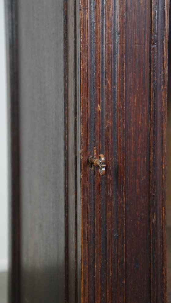 Image 1 of Armoire en chêne avec porte en verre