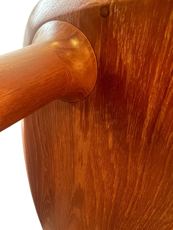 Image 1 of Scandinavian Design Table d'appoint - Rolf Rastad & Adolf Relling pour Gustav Bahus avec bord suisse en teck massif