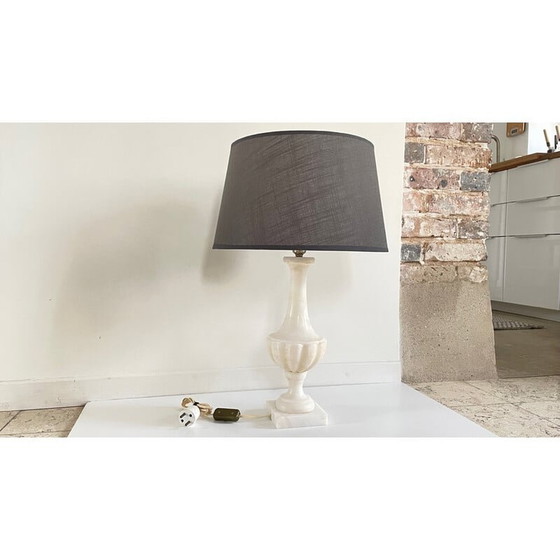Image 1 of Lampe vintage en pierre d'albâtre