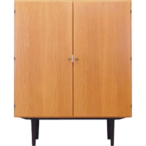 Armoire en frêne, design danois, années 1970, production : Danemark