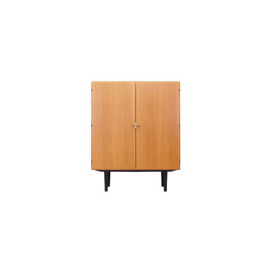 Image 1 of Armoire en frêne, design danois, années 1970, production : Danemark