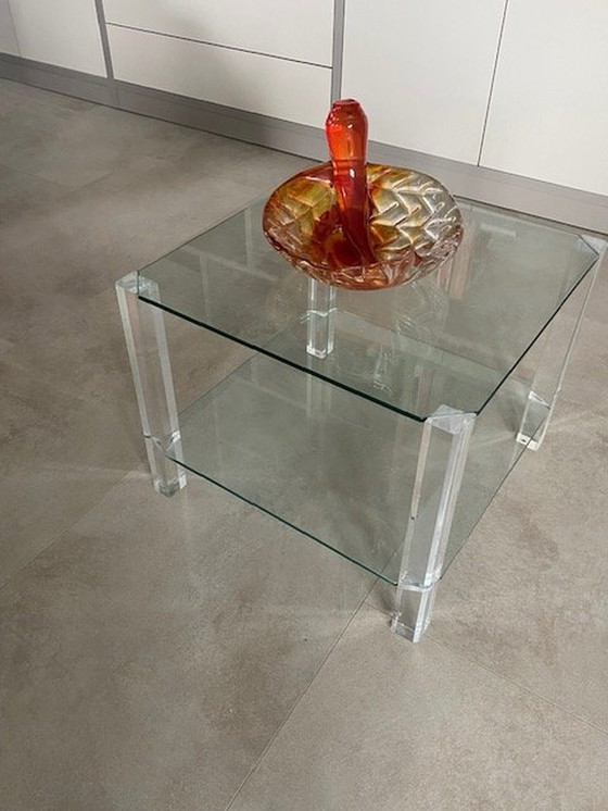 Image 1 of 2 tables d'appoint en verre de luxe