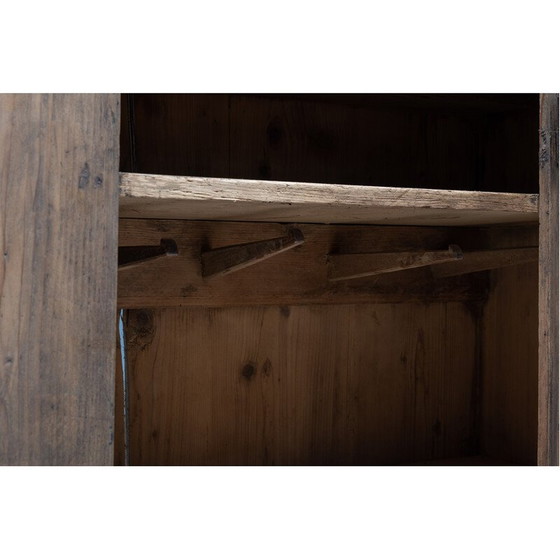 Image 1 of Armoire vintage en pin massif pour Alpine Cabinet, Suisse 1800