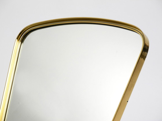 Image 1 of Magnifique, rare, grand miroir de table à trépied réglable en laiton du Mid Century par Vereinigte Werkstätten