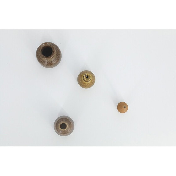 Image 1 of Ensemble de 4 vases vintage en grès brun par Gunnar Borg pour Gunnars Keramik Höganäs, Suède 1960