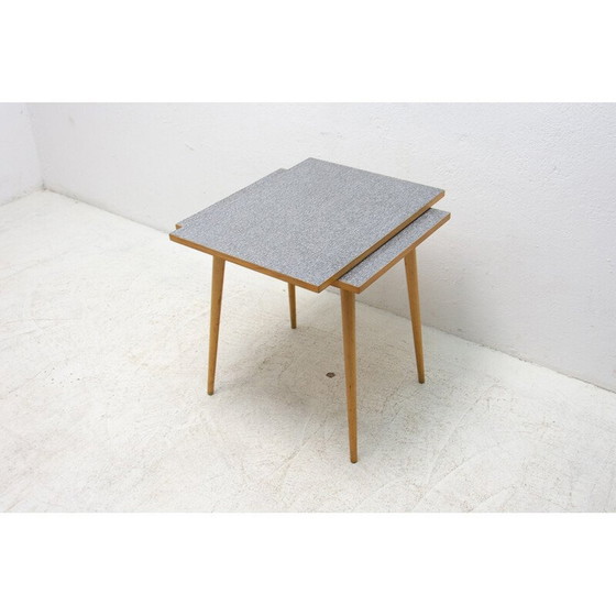 Image 1 of Table d'appoint de positionnement du milieu du siècle par Interiér Praha, Tchécoslovaquie années 1960