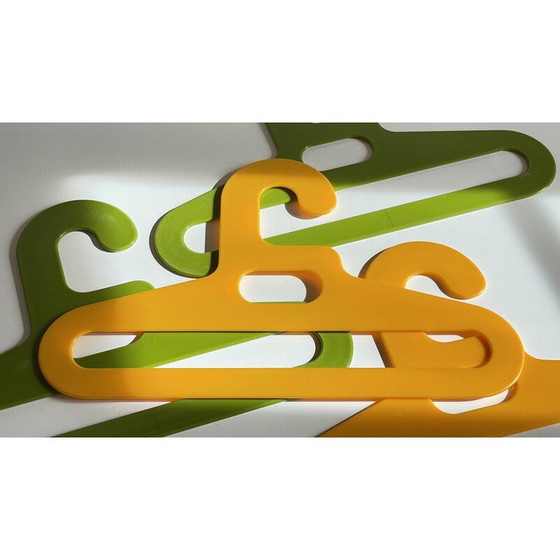 Image 1 of Ensemble de 4 cintres vintage par Ingo Maurer, 1970