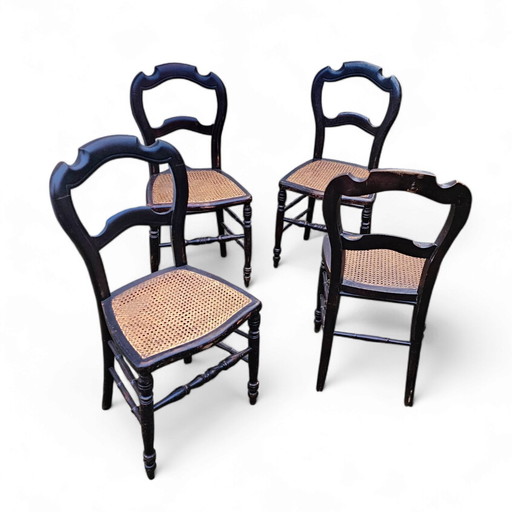 Chaises Napoléon III 19ème siècle

Hauteur 90
Largeur 42
Profondeur 42
Hauteur du siège 47 cm