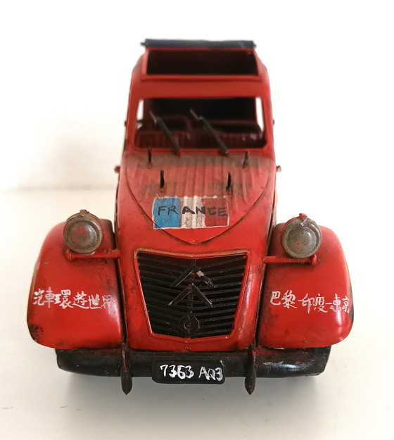 Image 1 of Modèle réduit de voiture Citroën 2Cv {Evil}