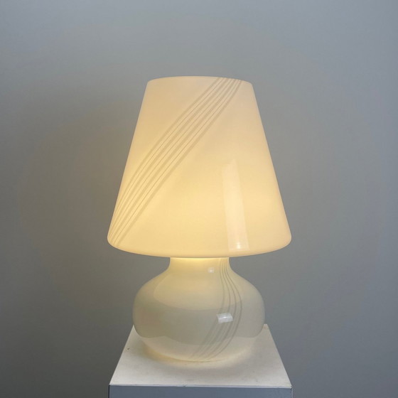 Image 1 of Grande lampe de table italienne en verre de Murano avec champignon 1960
