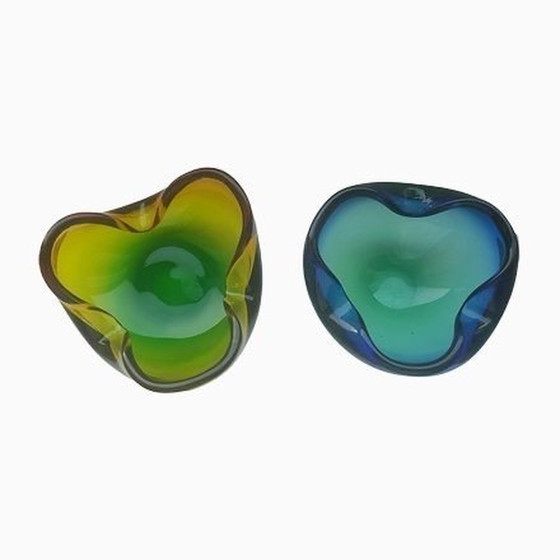 Image 1 of 2X bols en verre de Murano, 1960S