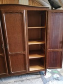 Armoire vintage