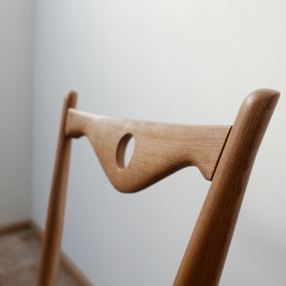 Image 1 of Ensemble de 6 chaises de salle à manger en bois de chêne du milieu du siècle par Guillerme et Chambron, France années 1960