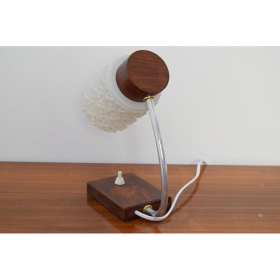 Image 1 of Lampe de table vintage en verre et bois, Tchécoslovaquie 1960