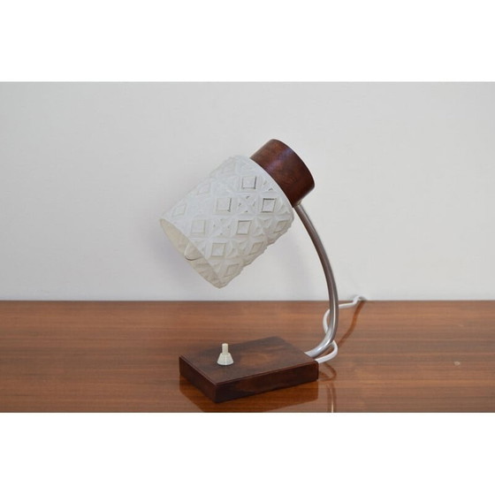Image 1 of Lampe de table vintage en verre et bois, Tchécoslovaquie 1960