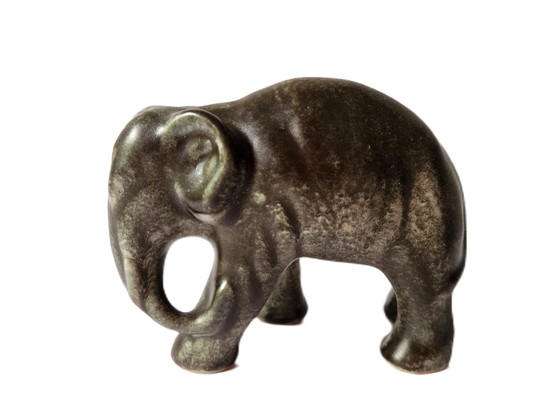 Image 1 of Johgus (Bornholm, Danemark) - Éléphant en céramique