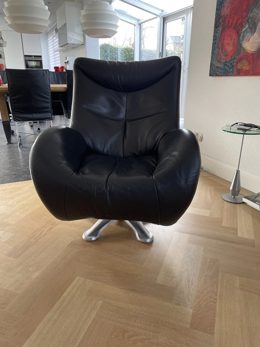 Leolux Bellelaine 960 fauteuil design avec pouf