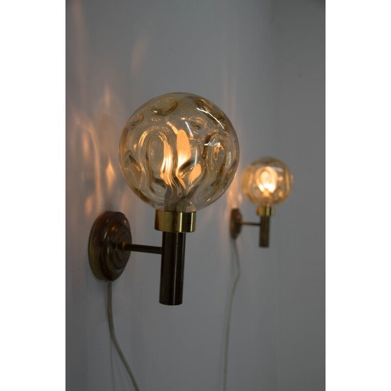 Image 1 of Paire d'appliques vintage en laiton et verre fumé, Danemark 1970