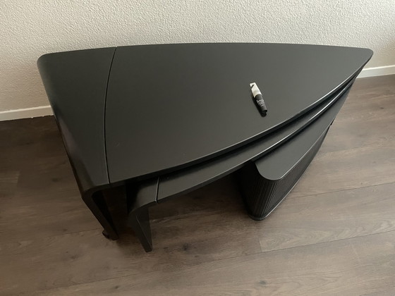 Image 1 of Table basse flexible Leolux Noir