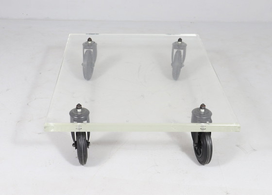 Image 1 of Table basse/table basse sur roulettes, années 1980, Italie