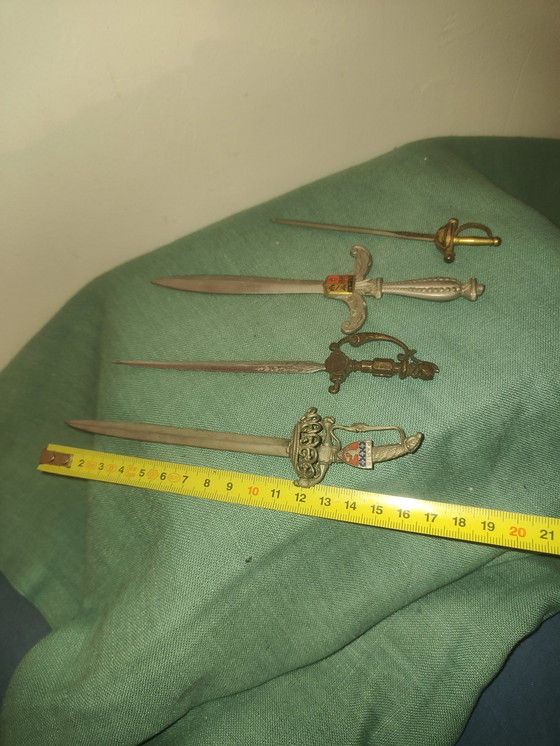 Image 1 of 4 Coupe Papier Vintage