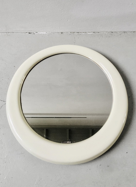 Image 1 of Miroir avec cadre en céramique et accessoires