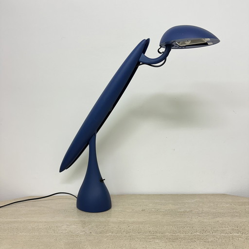 Lampe postmoderne bleu héron par Isao Hosoe pour Luxo, 1980's