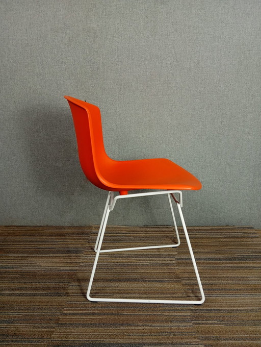 1X Chaise en plastique Harry Bertoia