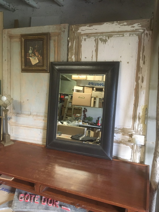 Image 1 of Miroir en cuir biseauté Vitage, 1970