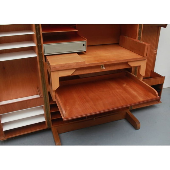 Image 1 of Bureau vintage "Magic box" en chêne par Mummenthaler et Meier, Suisse 1950