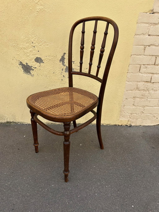 Chaise En Bois Courbé Et Cannage Fischel