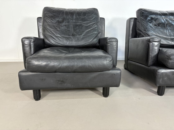 Image 1 of 2 x Rares fauteuils Artifort en cuir noir