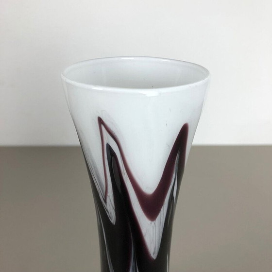 Image 1 of Vase vintage italien d'Opaline Florence en opaline multicolore