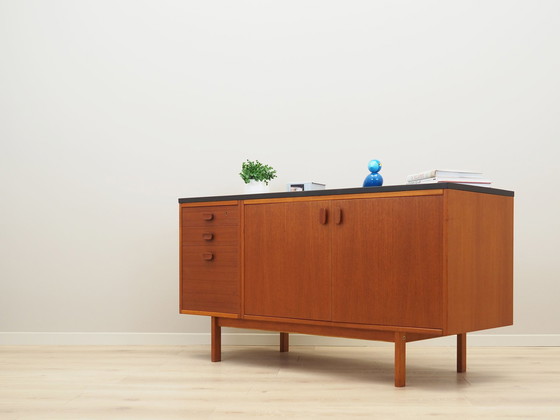 Image 1 of Commode en teck, Design danois, 1960S, Production : Danemark