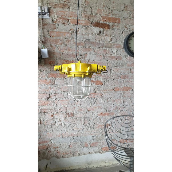 Image 1 of Lampe suspendue étanche à l'air, 1990