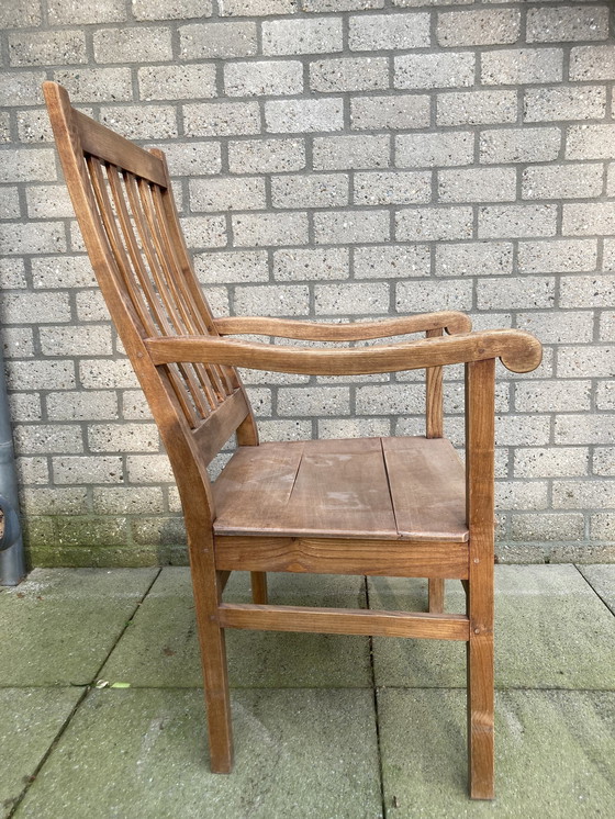 Image 1 of Fauteuil ancien.